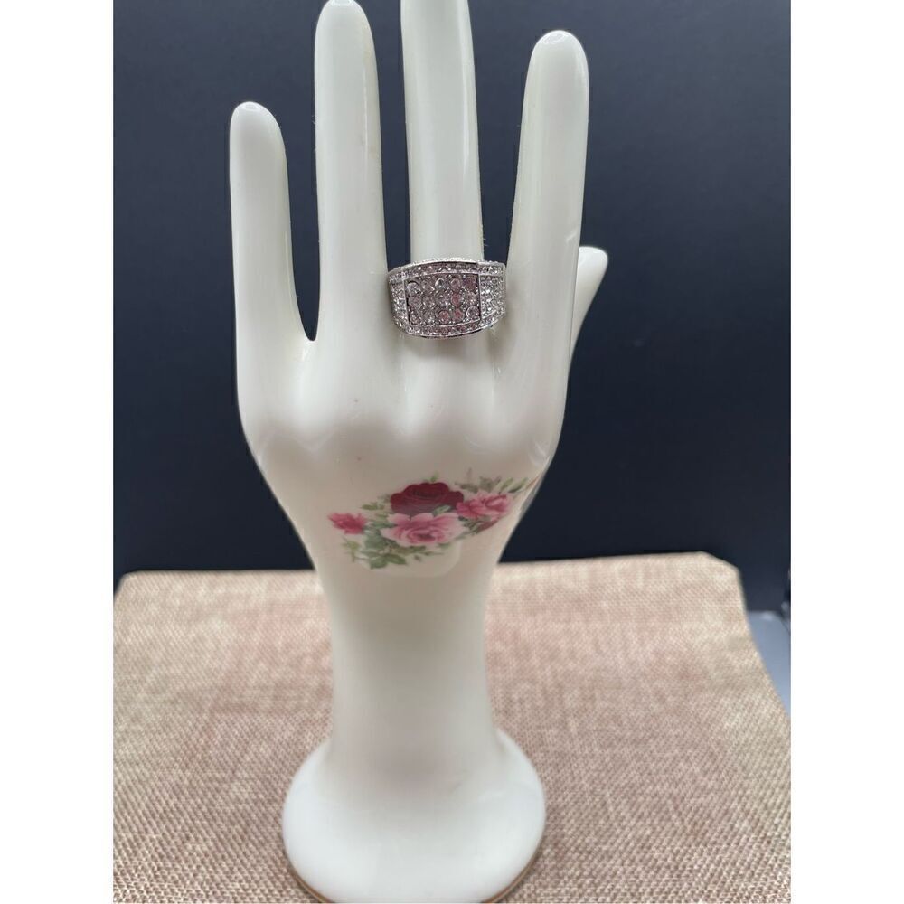 Vintage Ladies Cocktail CZ Ring Size 9.5